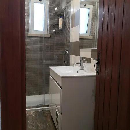 Casa Do Suberco * נאזרה